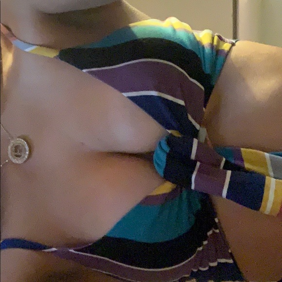 Matching striped set - Picture 2 of 2